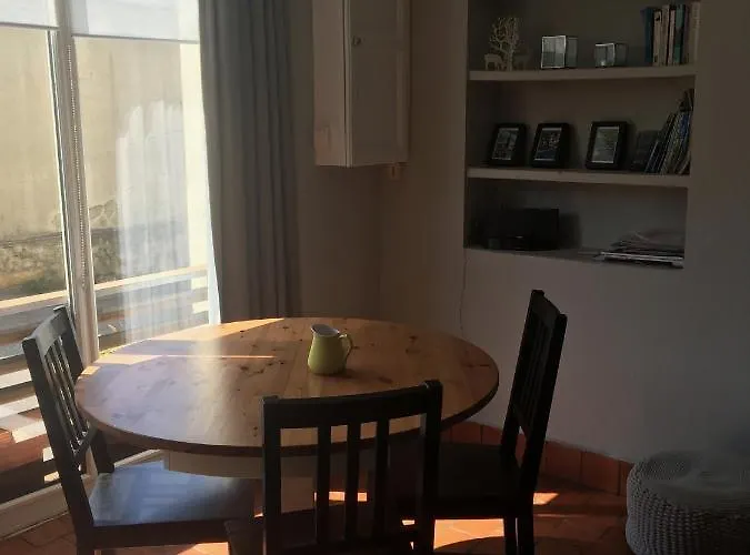 Le Caribou D'eva * Portbail